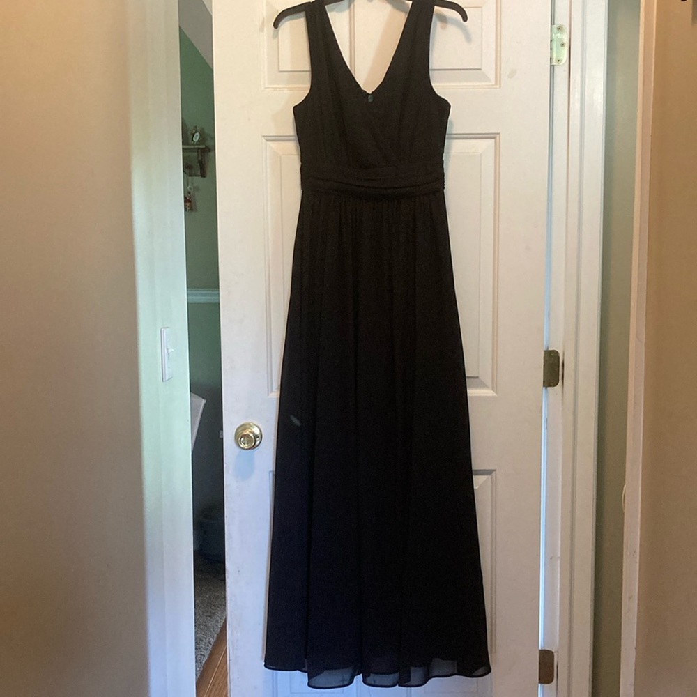 Lulu's Black Sleeveless V-Neck Maxi Gown